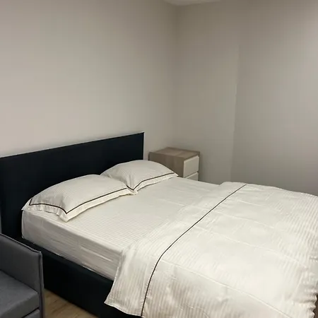Port View Apartment 2 Durres Exterior photo